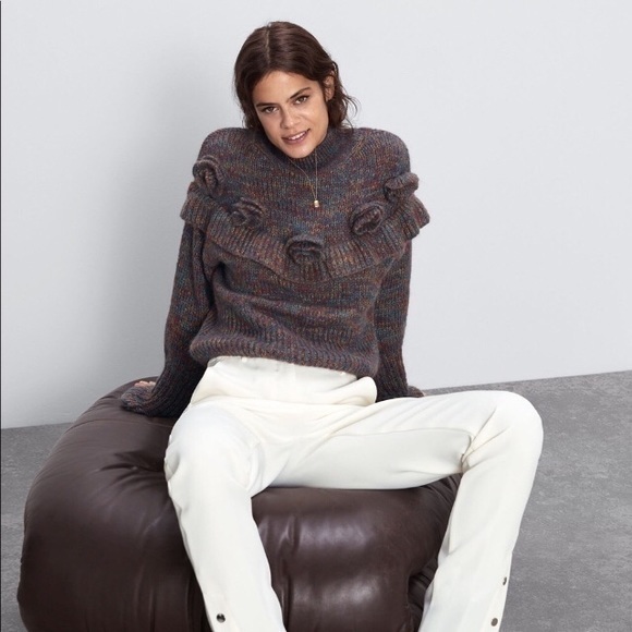 NWT ZARA knit sweater with ruffle and Pom poms - Picture 1 of 11
